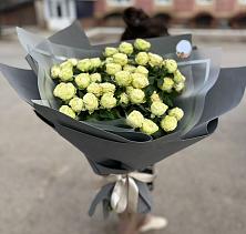 Букет Белые кустовые розы Солинеро #REPLACE_PRED# Первомайском Республика Дагестан