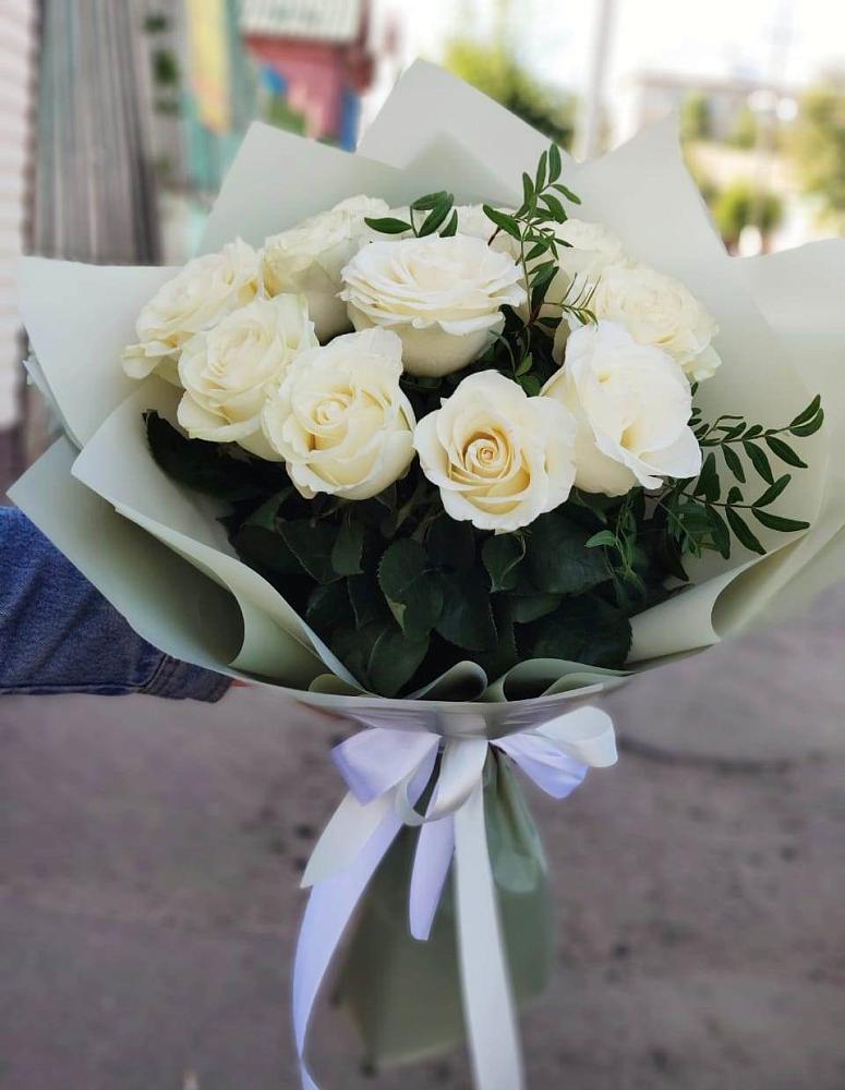 Букет Белые розы Проуд в Первомайском Республика Дагестан