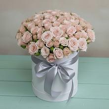 Цветочная композиция из Розы в шляпной коробке в Первомайском Республика Дагестан