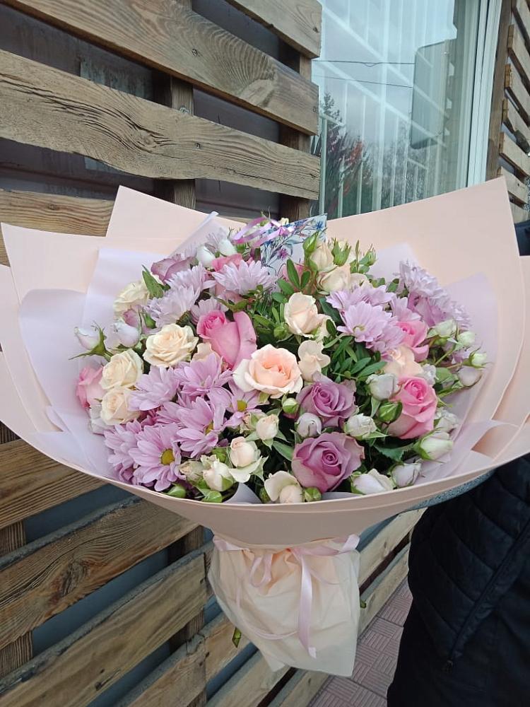 Букет цветов из: Розы и Хризантемы в Первомайском Республика Дагестан