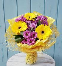 Букет цветов из:  Хризантемы и Герберы #REPLACE_PRED# Первомайском Республика Дагестан