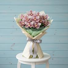 Букет цветов из:  Орхидеи и Розы в Первомайском Республика Дагестан