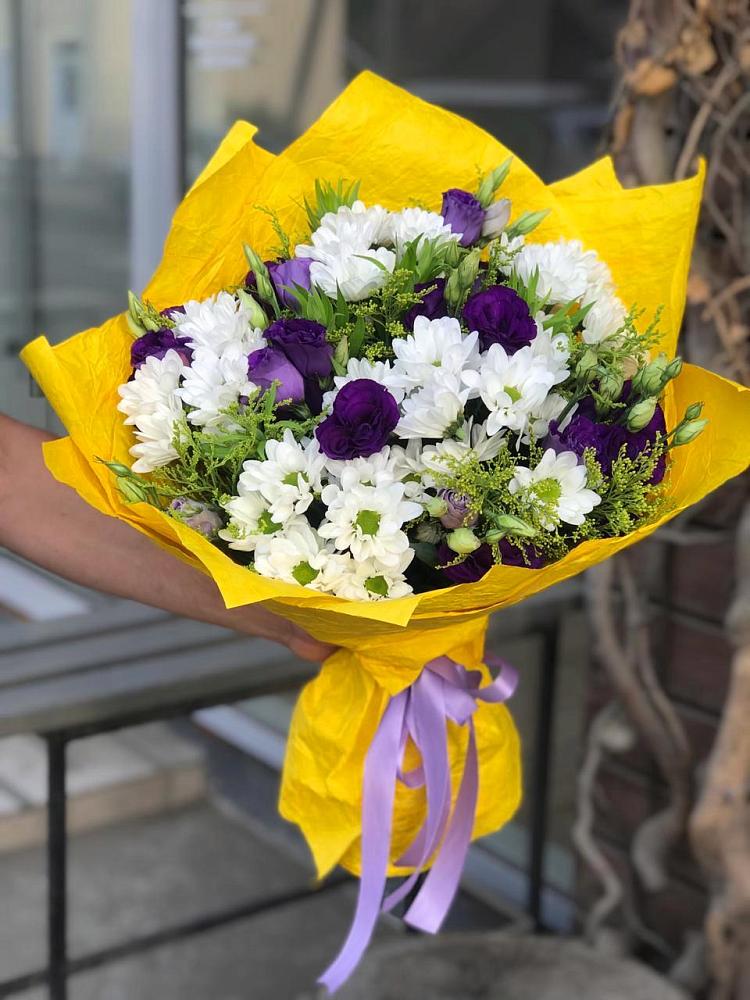 Букет цветов из: Ирисы, Хризантемы и Ромашки в Первомайском Республика Дагестан