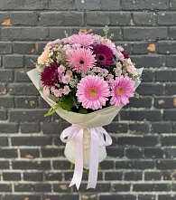 Букет цветов из:  Герберы и Хризантемы #REPLACE_PRED# Первомайском Республика Дагестан